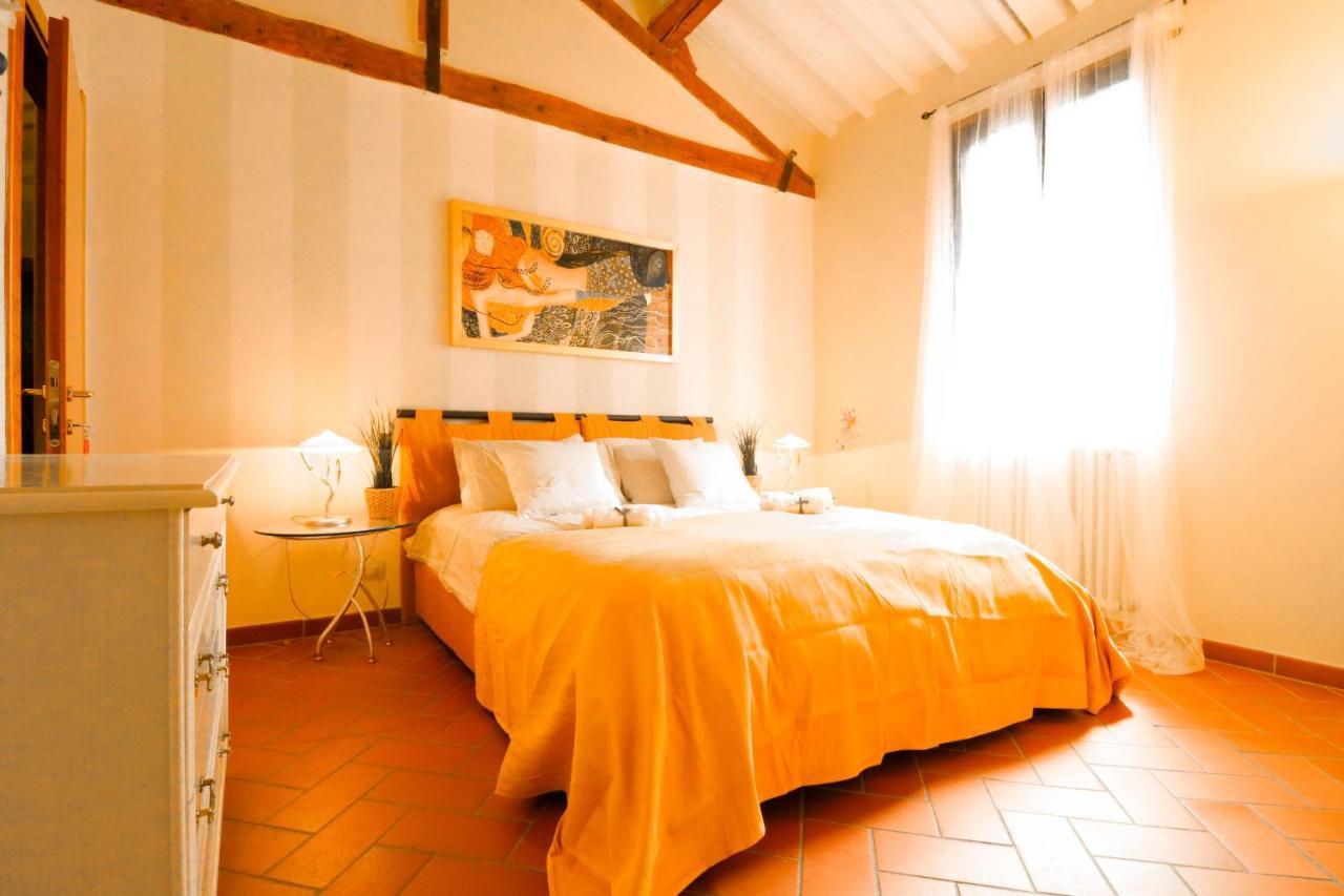 Casale Val D' Orcia- Relax E Lusso In Piscina Villa ตอร์ริตา ดิ เซียนา ภายนอก รูปภาพ